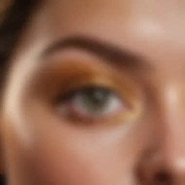 Golden Radiance: Eye Highlighter Golden Glow Highlighter for Green Eyes